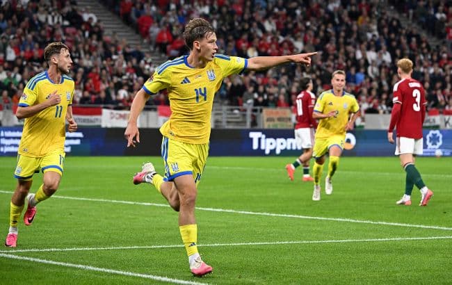 Сікан відсвяткував повернення до збірної голом/ Фото: Getty Images