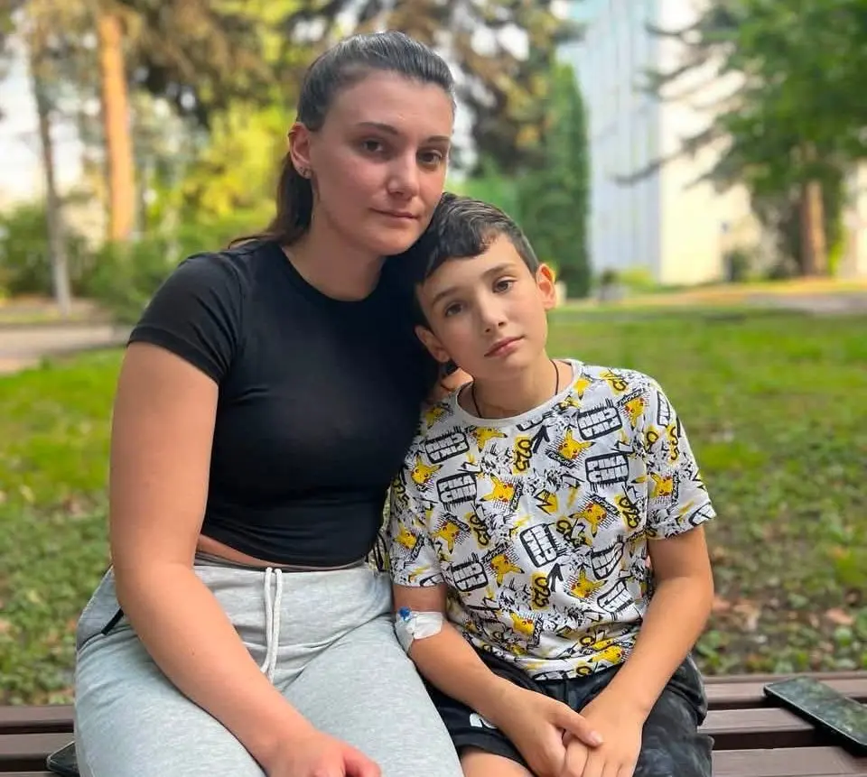 У Львові врятували шанс на життя 10-річного хлопчика з рідкісним видом раку