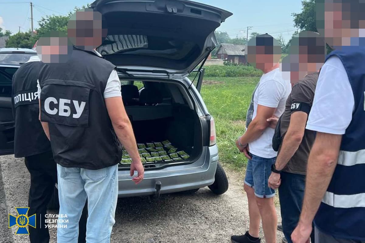 11 тисяч євро за втечу за кордон: на Львівщині затримали 49-річного організатора схеми