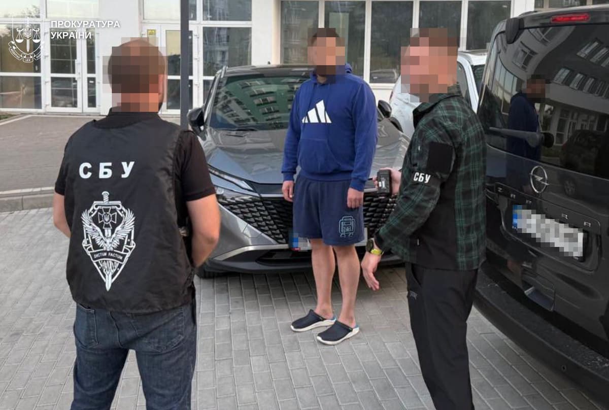 Після підозри у незаконному бронюванні у Львові звільнили керівників стоматологічної клініки