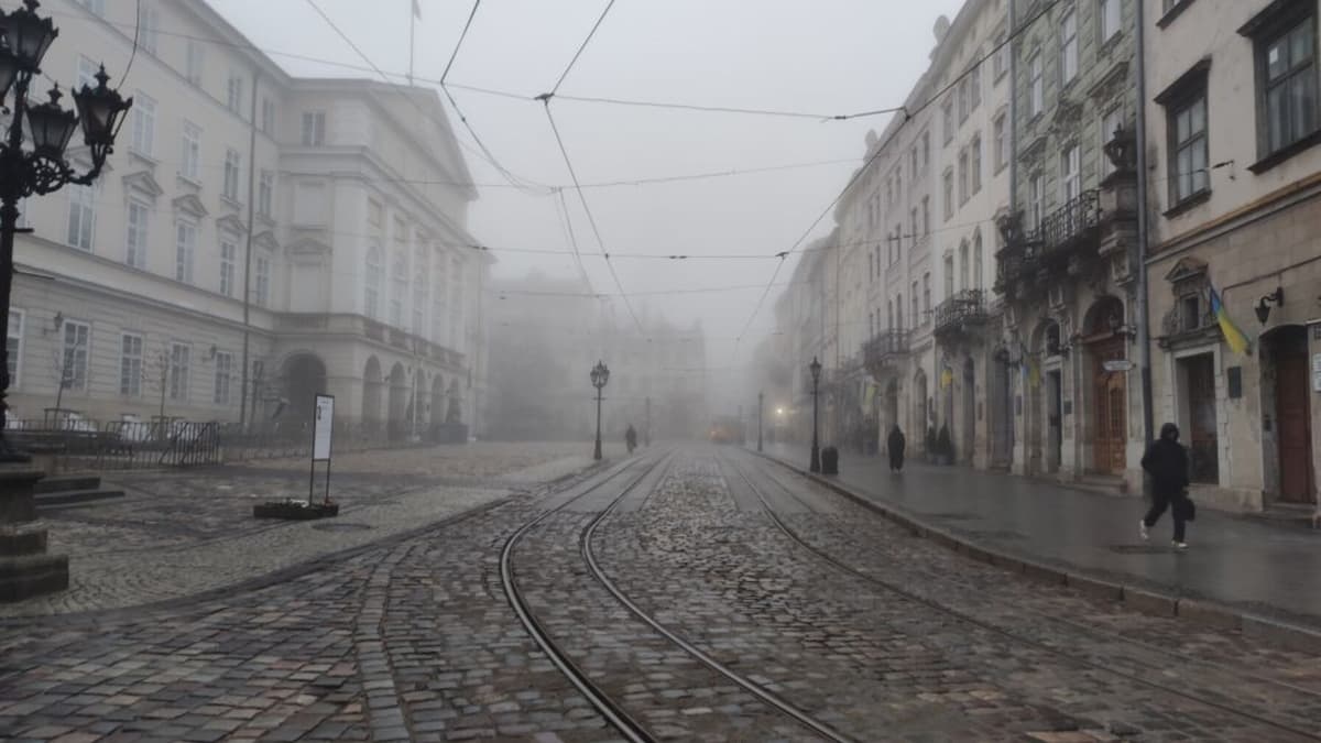 Синоптики попереджають про погіршення видимості: прогноз погоди на Львівщині на 8 серпня