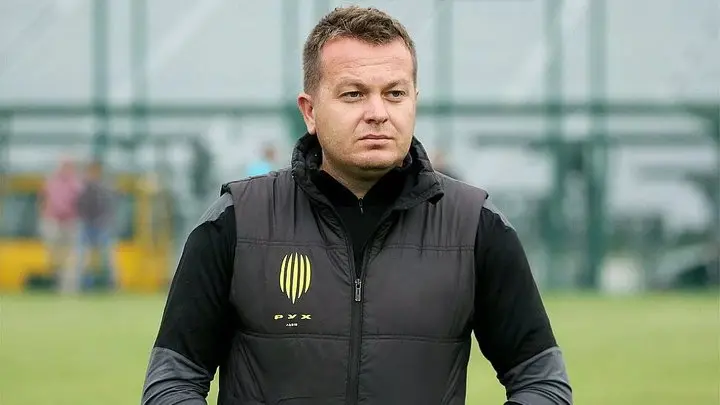 ФК "Рух" залишилися без головного тренера і його штабу