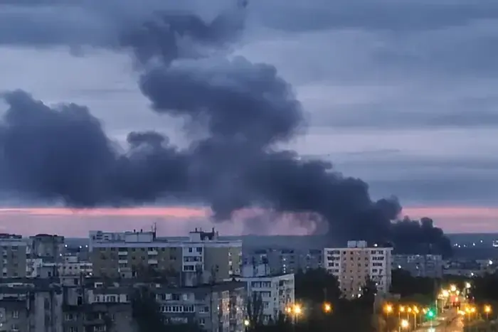 У Росії уразили аеродром із носіями "Кинджалів" та підприємство, що виробляє ракети для військових супутників