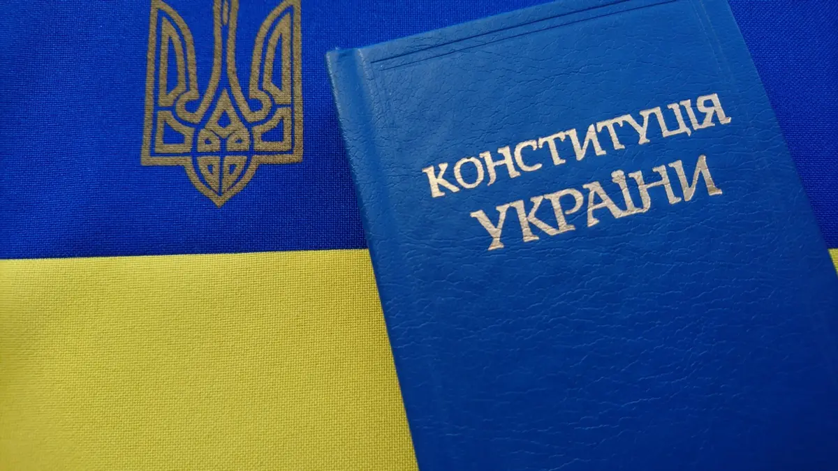 Конституцію України повністю переклали жестовою мовою: де дивитися