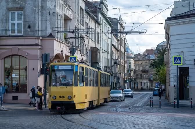 Грози та 16° тепла: якою буде погода на Львівщині найближчими днями