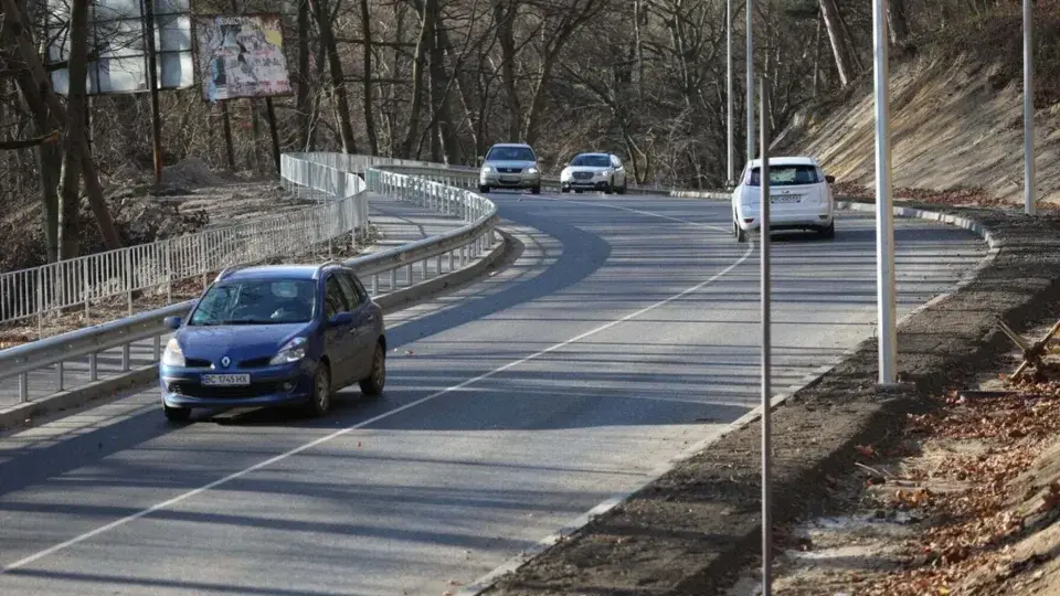 Нові правила руху у Львові: які вулиці зміняться до вересня і що це означає для водіїв