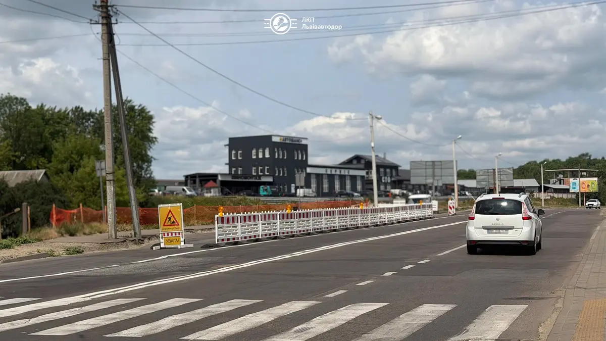 У Львові частково обмежили рух: будівництво шляхопроводу на Рясне переходить до нового етапу