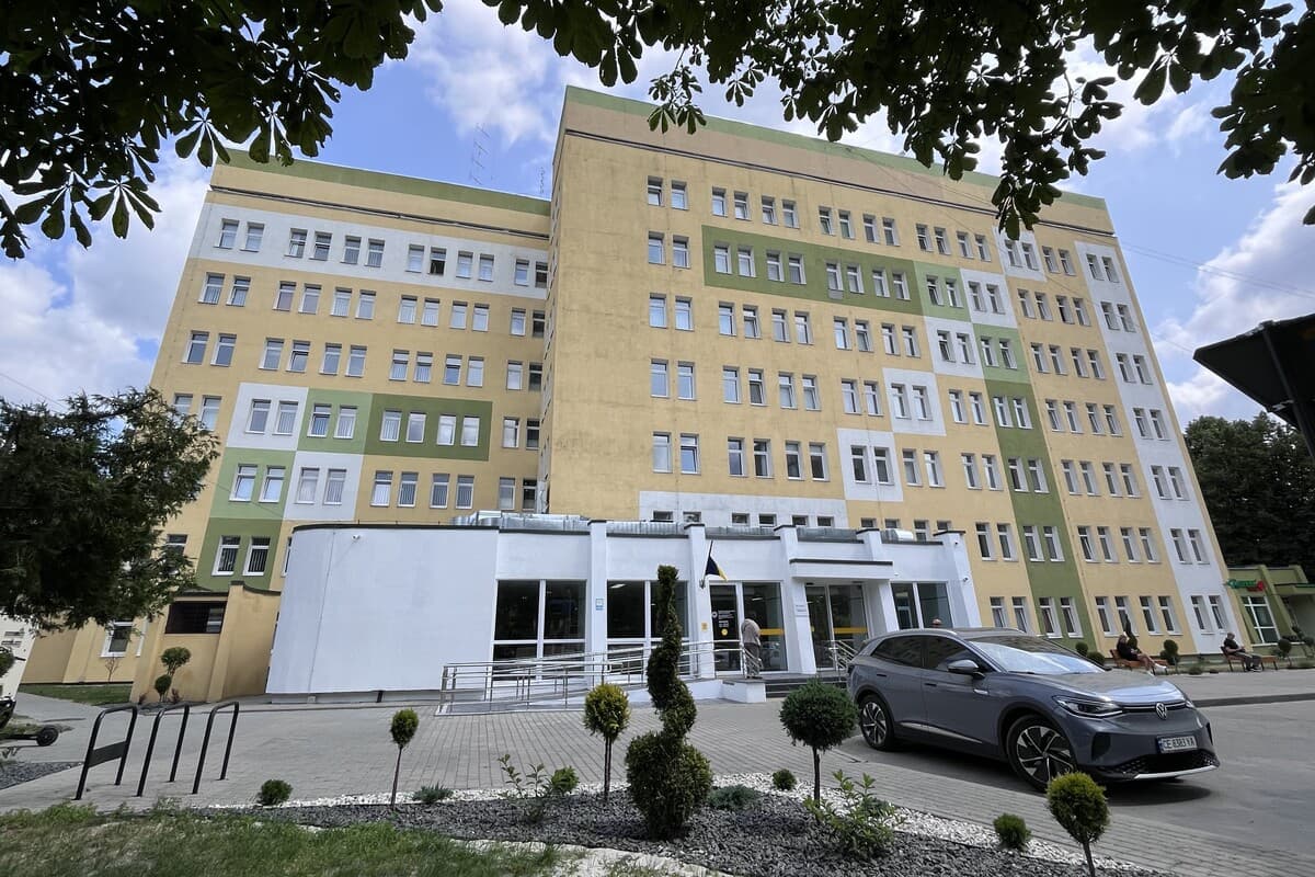 У Львові за понад 11 млн грн оновили поліклініку: заклад отримав нову назву