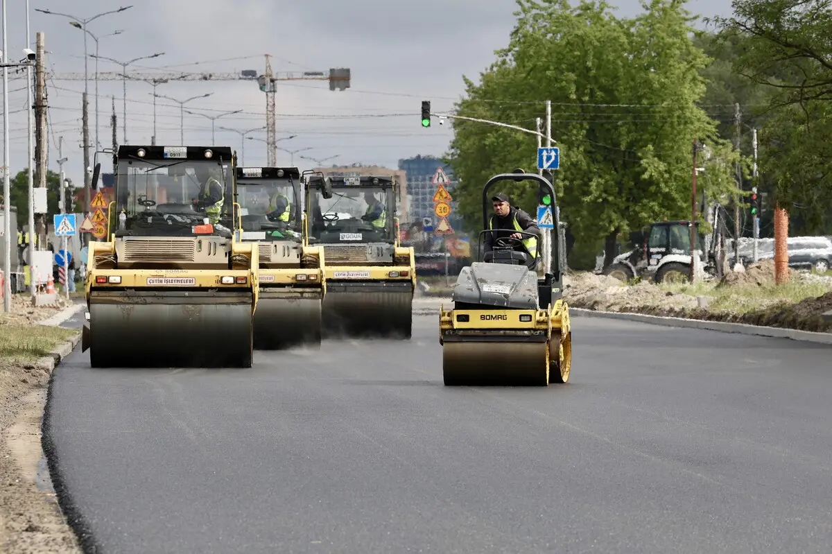 Стрийську відкривають для проїзду: де цими вихідними знімуть обмеження