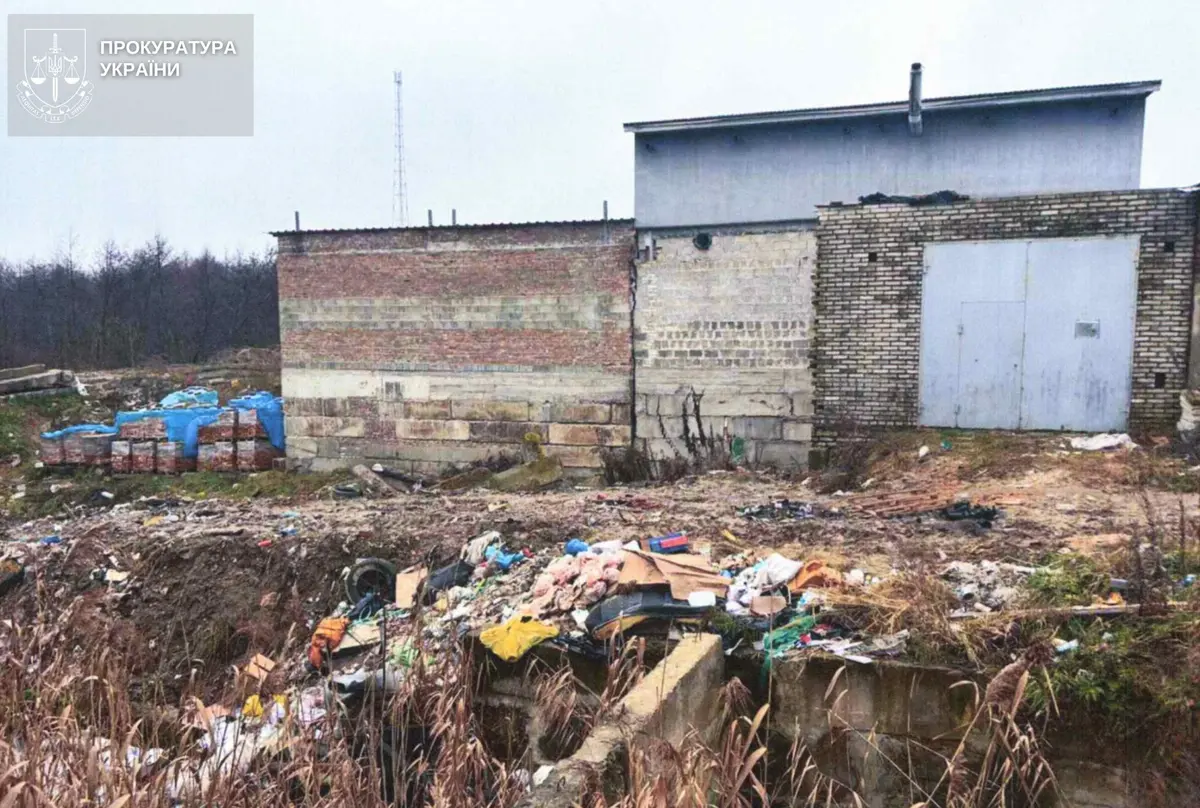 Звалище замість гаражів: на Львівщині кооператив сплатить понад 12,2 млн грн збитків