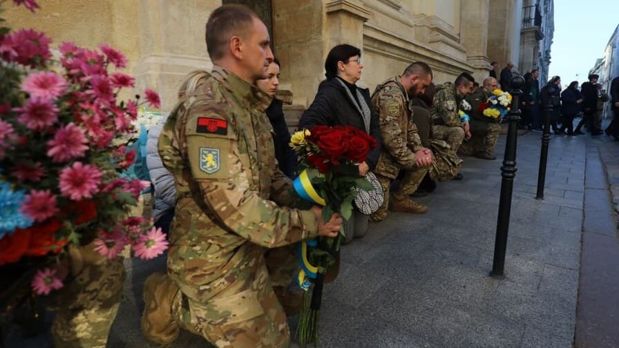Фото: похорон військовослужбовця/ЛМР