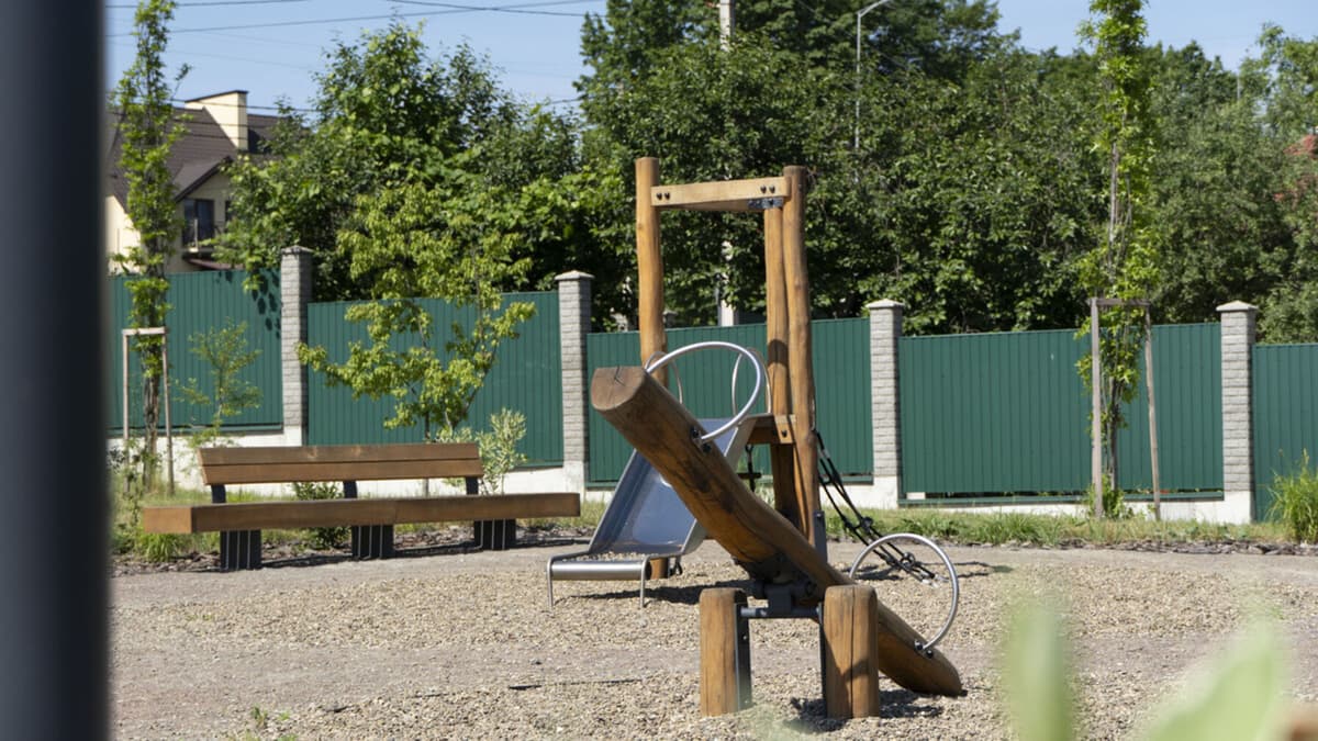 На місці знесеної незаконної забудови у Львові облаштували громадський простір