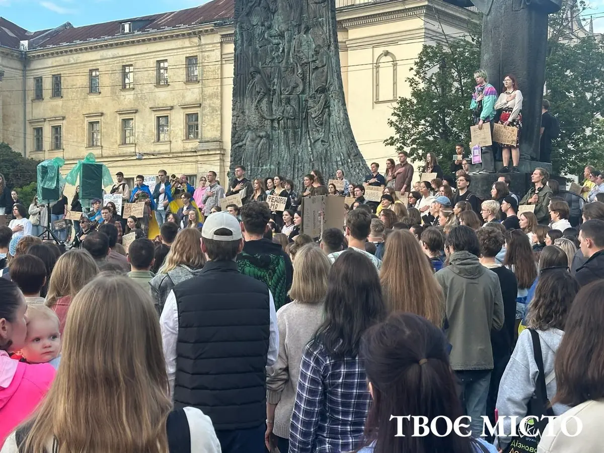 Львів’яни вкотре зібралися на мітинг за повернення Федорова