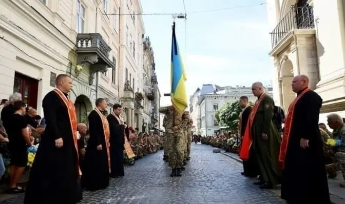 На Львівщині прощаються із 28-річним Захисником Андрієм Круп'яком. Що про нього відомо