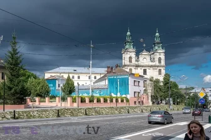 Гроза, град і пориви вітру: на Львівщині прогнозують негоду 22 серпня