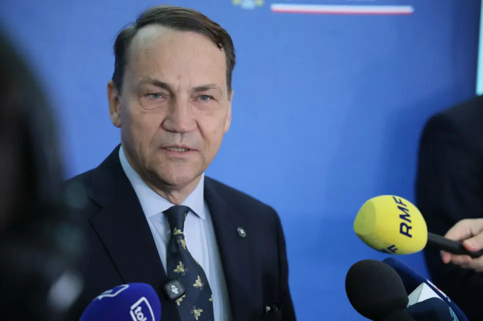 "Дефіцит навіть у Москві". В Польщі сумніваються у можливостях РФ експортувати пальне