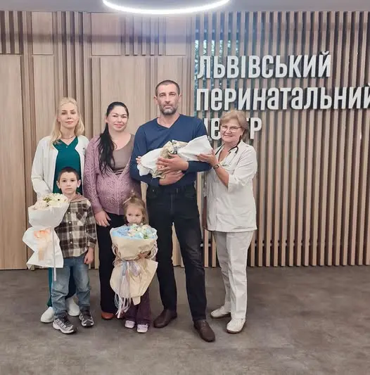 У Львові жінка природним шляхом народила хлопчика вагою понад 5 кг