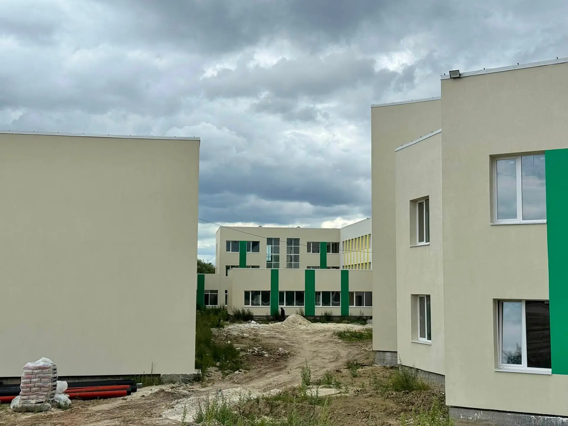 Школу в громаді біля Львова будують дев’ять років, а вартість зросла втричі
