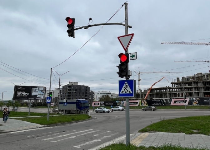 «Смарт-перехрестя» у Львові. Як працюють і де можуть з